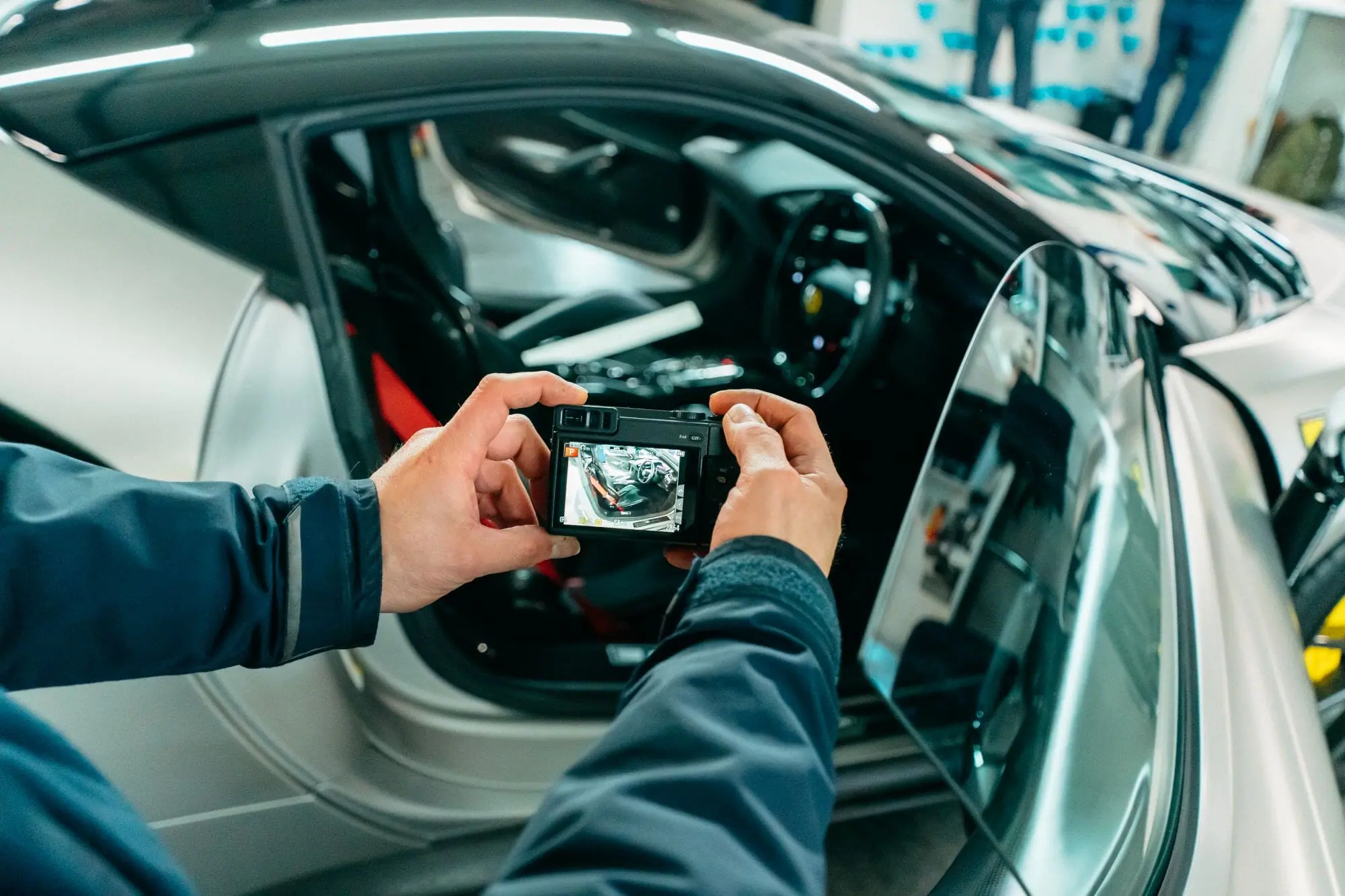 Photographing a car's condition on arrival
