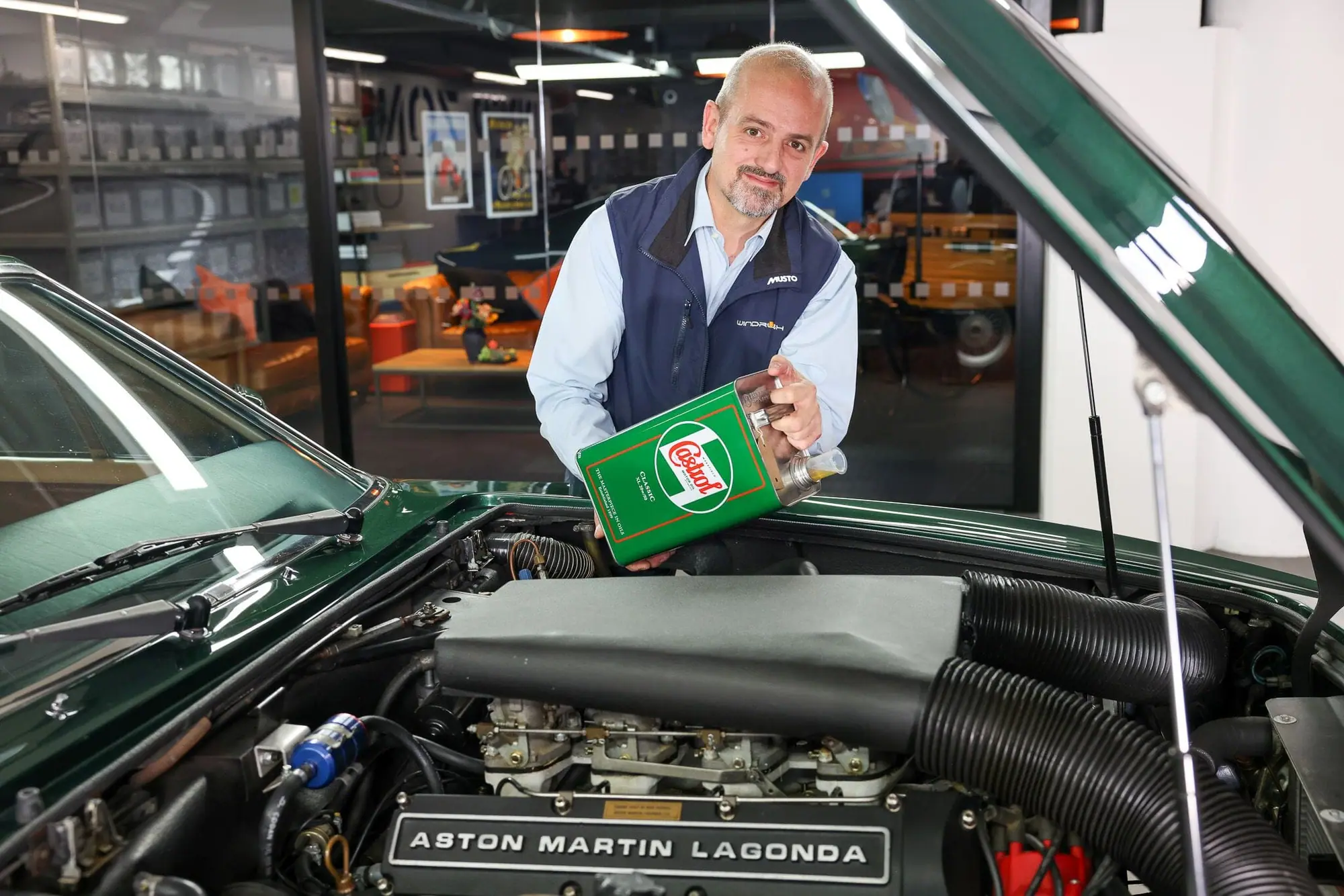 Servicing a classic engine